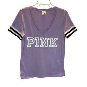 PINK Victoria’s Secret short sleeve v-neck shirt lavender size medium